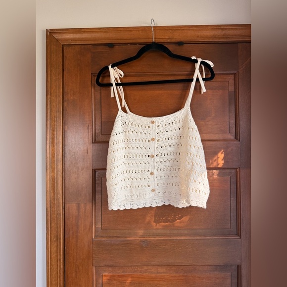 American Eagle Crochet Knit Tank Top 🧸 - Picture 2 of 7